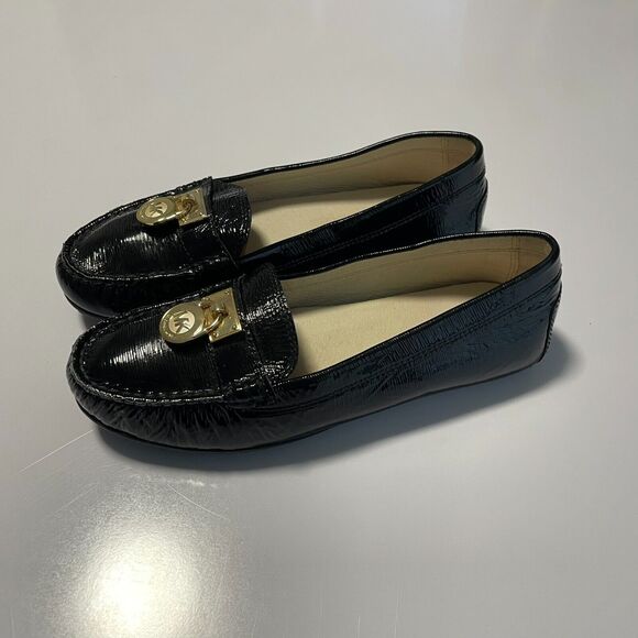 Michael Kors Hamilton Gold Lock Loafers Flats ME15I Black Patent Leather 6 - Picture 1 of 12